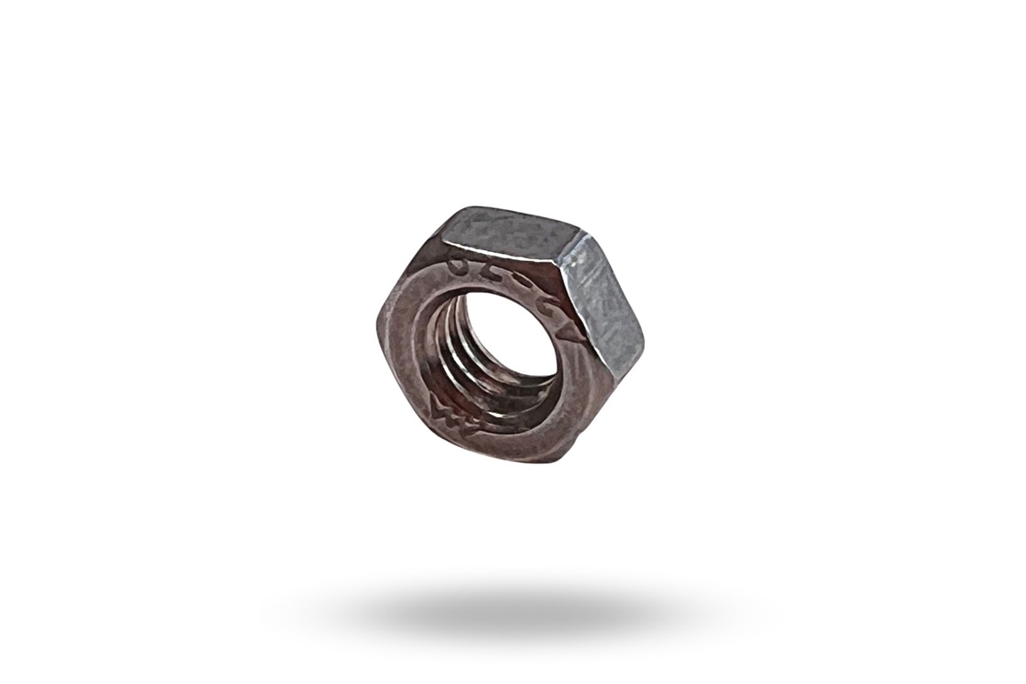 Moer M5 met kunststofring Chroom